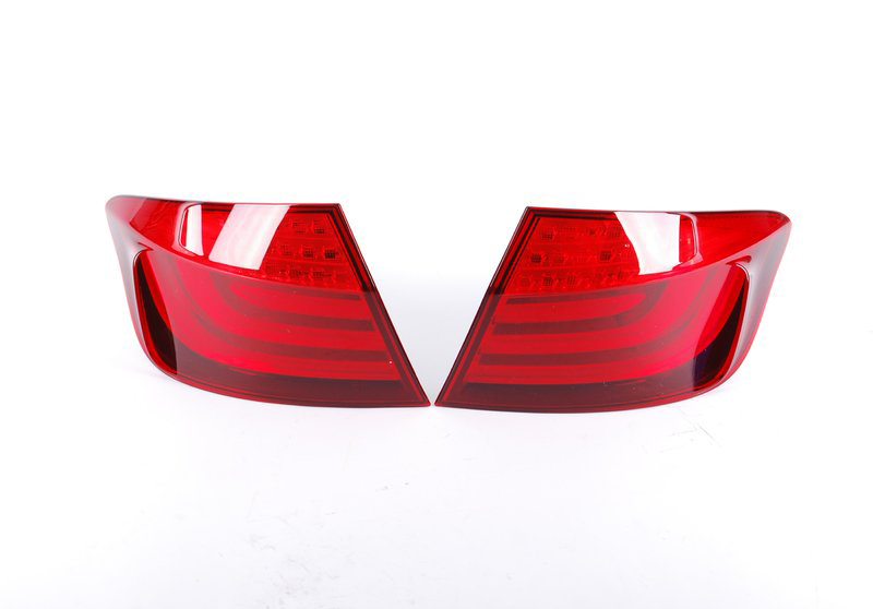For BMW 2010 taillights 5 Series F18 taillights (left) L 63217203229 R 63217203
