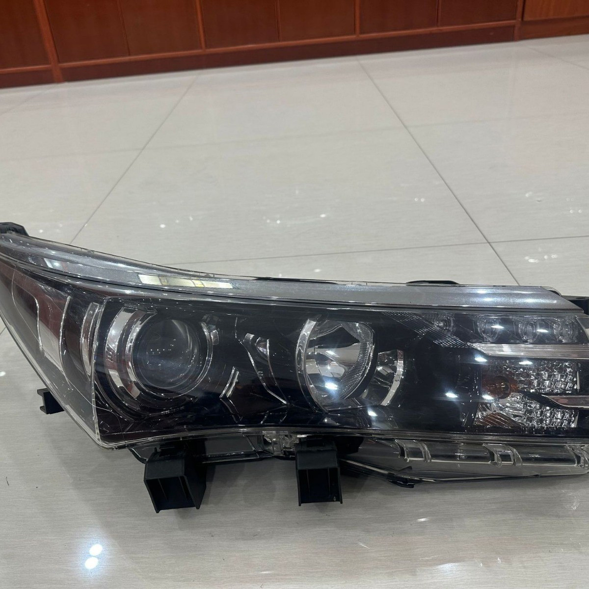For Toyota 2014-2017 Corolla LED Lens front headlights OEM: 81170-02J10 81130-02J10
