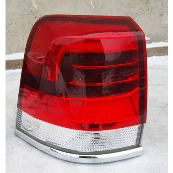 For Toyota 2016 Land Cruiser rear taillight OEM: 81561-60B70 81551-60B70