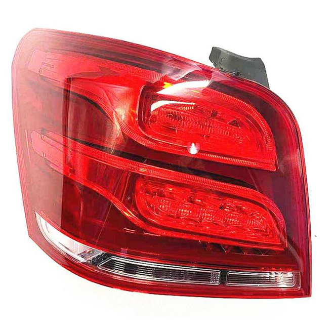For Mercedes-Benz 2013-2015 GLK W204 Tail light L: 2049065803 R: 2049065903