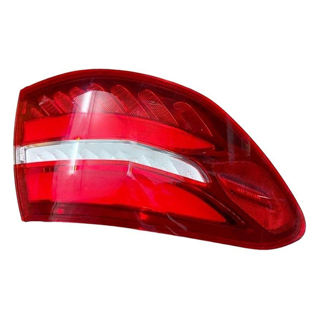 For Mercedes-Benz 2016-2019 GLC W253 old model Tail light L: 2539068900 R: 2539069000