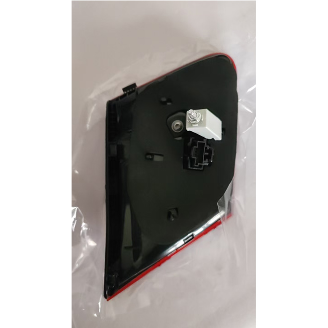 Mercedes-Benz 2014-2016 E-Class W212 New Tail Light L:2129060303 R:2129060403