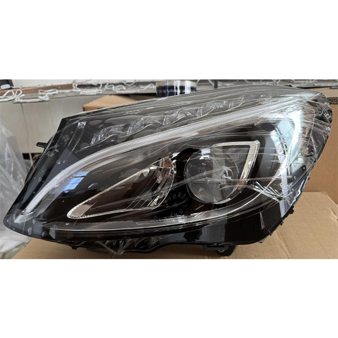 For Mercedes-Benz 2015-2018 C-Class W205 LED Headlights 2059067303/2059067403